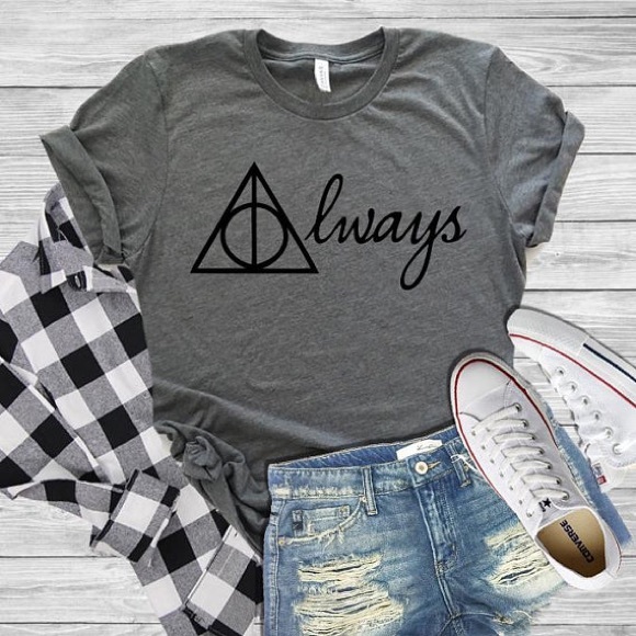 Plum Creek Boutique Tops - Harry Potter TShirt - Pop Art Graphic Tee - NWT